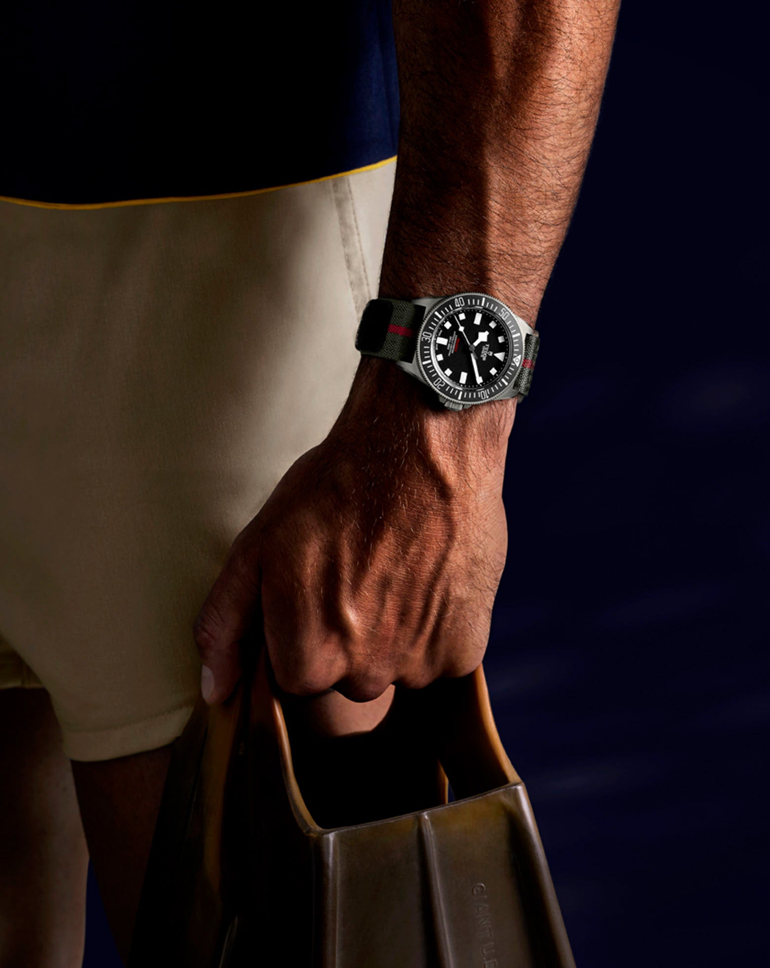 TUDOR Pelagos FXD, Fabric strap with complimentary black rubber strap