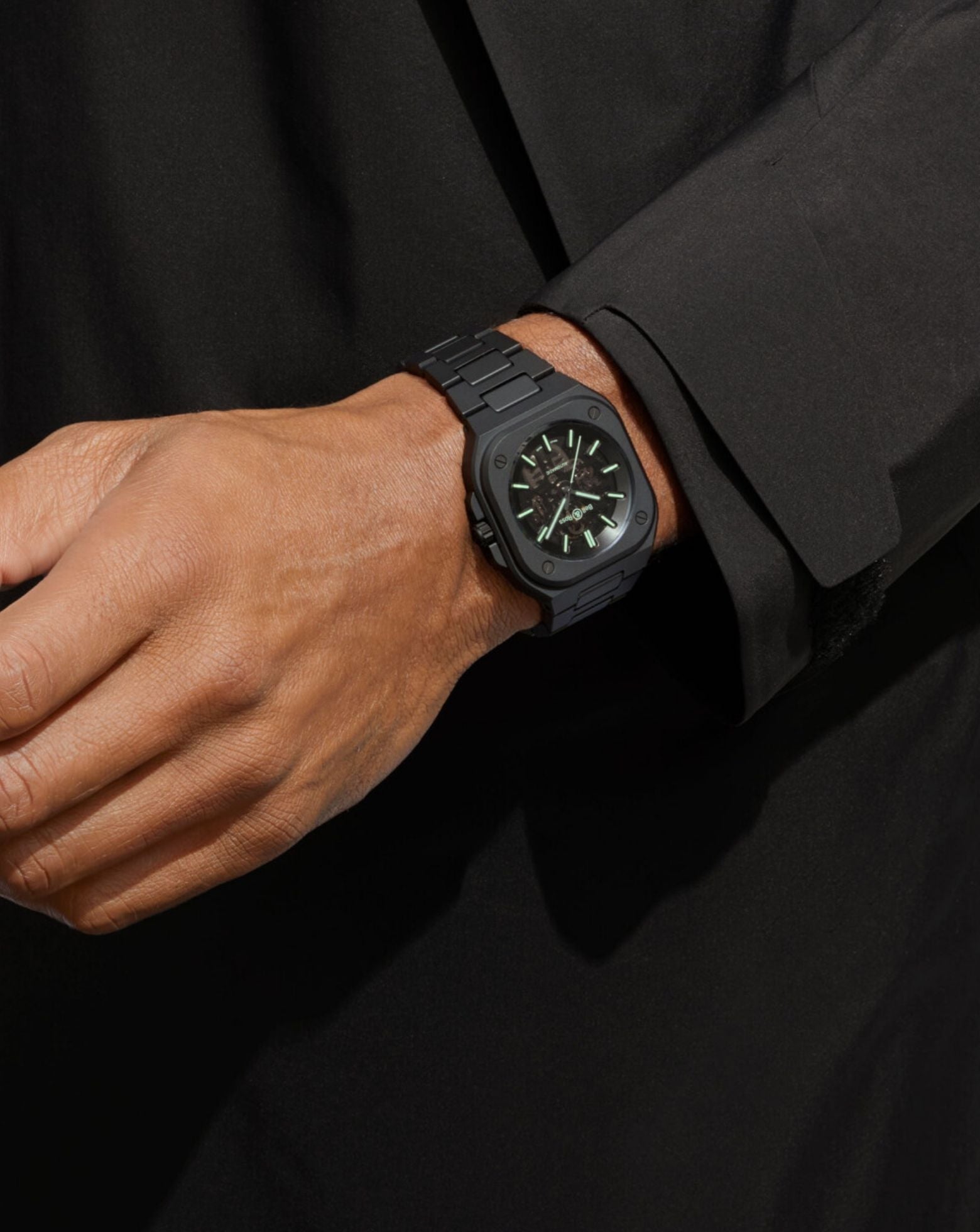 Bell & Ross BR 05 SKELETON BLACK LUM CERAMIC 41mm, Black Ceramic Case, Skeletonised Dial, Ceramic Bracelet